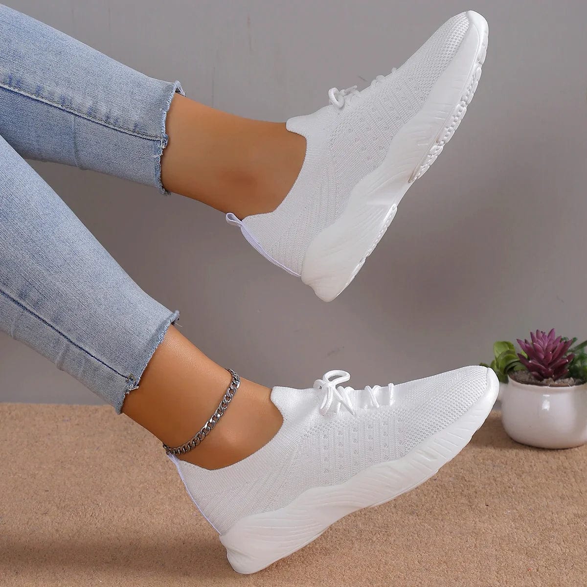 Buty Damskie Sznurowane Z Dzianinową Cholewką I Prążkowanym Wzorem
