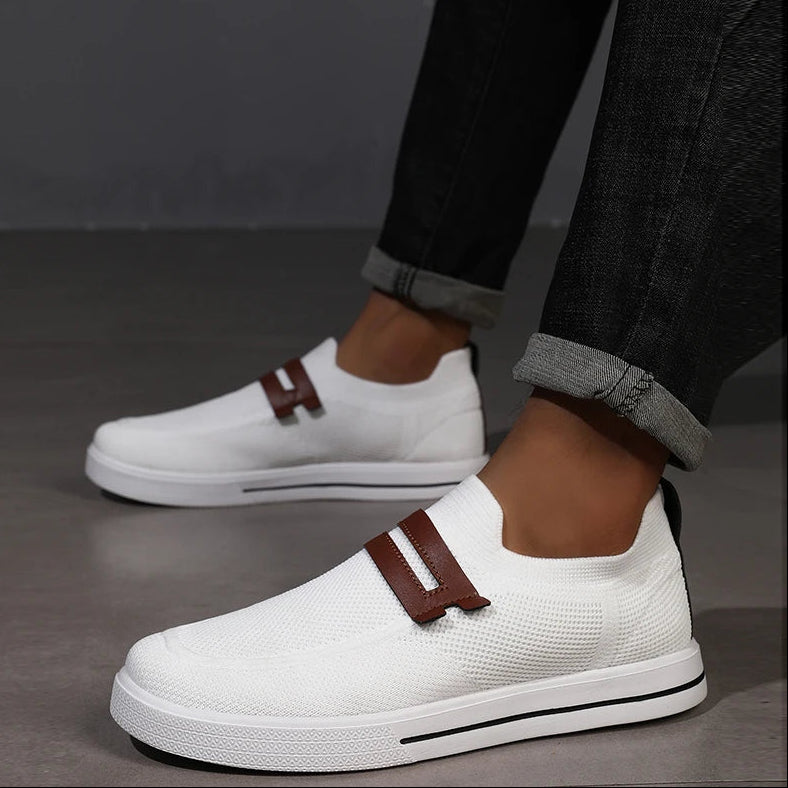 Buty Męskie Wsuwane Z Dzianinową Cholewką I Zaokrąglonym Noskiem