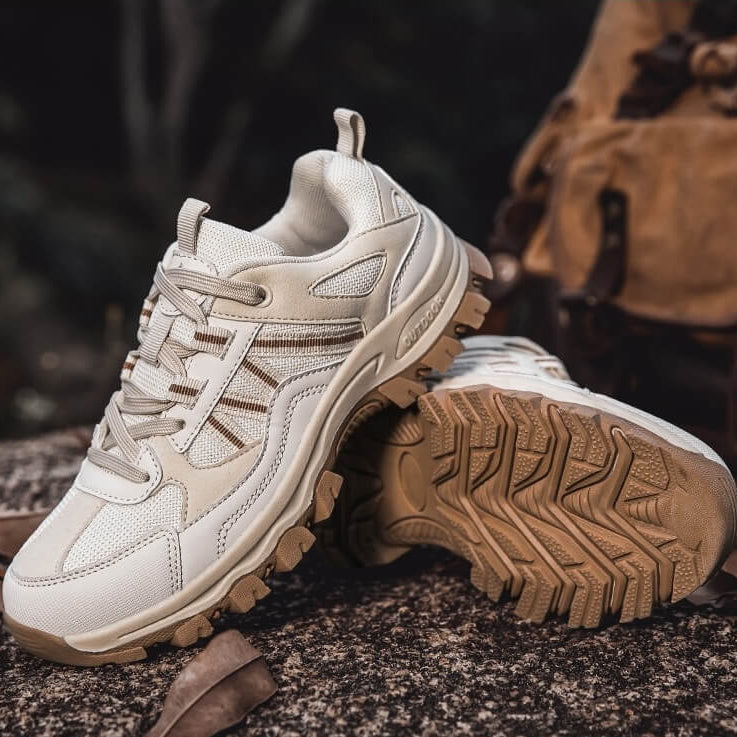 Buty Trekkingowe Damskie Sznurowane Z Zaokrąglonym Noskiem I Grubą Podeszwą