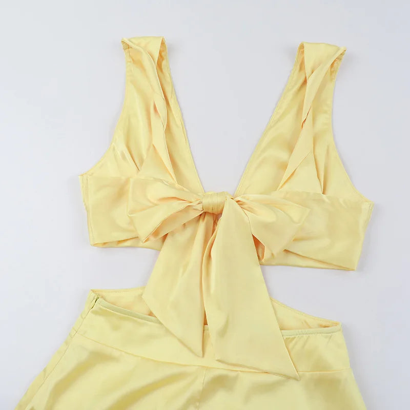 Damska Sukienka Maxi Na Wesele Z Głębokim Dekoltem V I Wycięciami Po Bokach