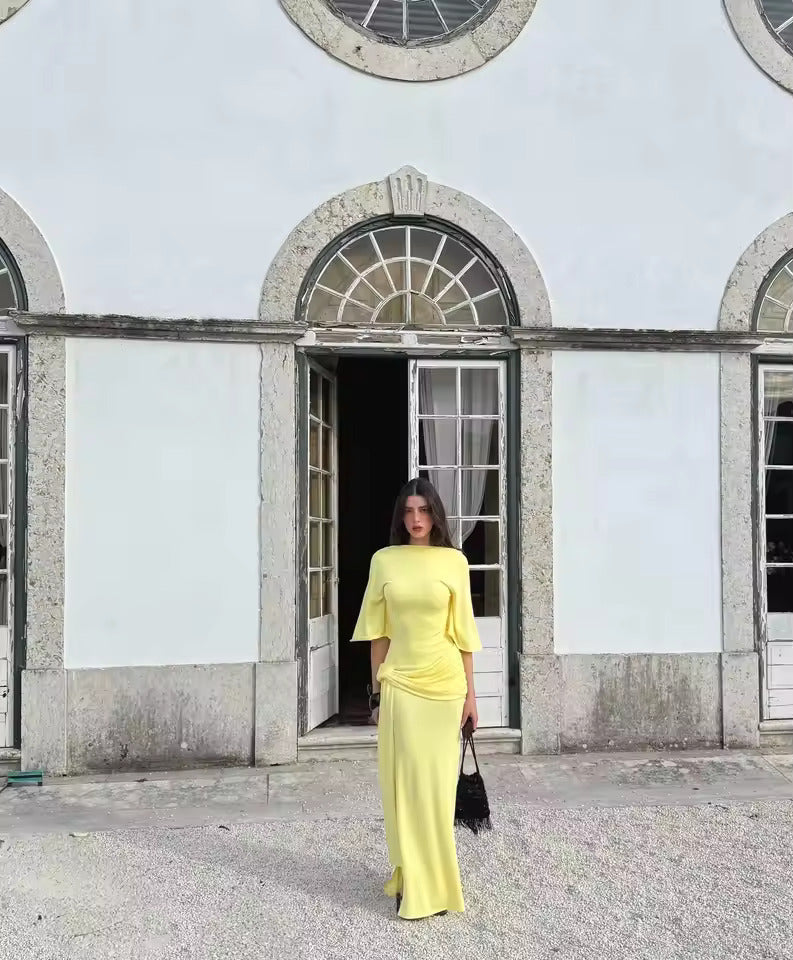 Damska Sukienka Maxi Na Wesele Z Szerokimi Rękawami I Rozcięciem Z Boku