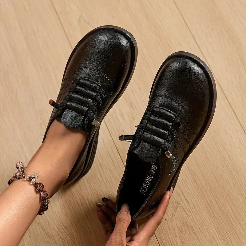 Damskie Buty Z Okrągłym Noskiem I Podeszwą Na Koturnie