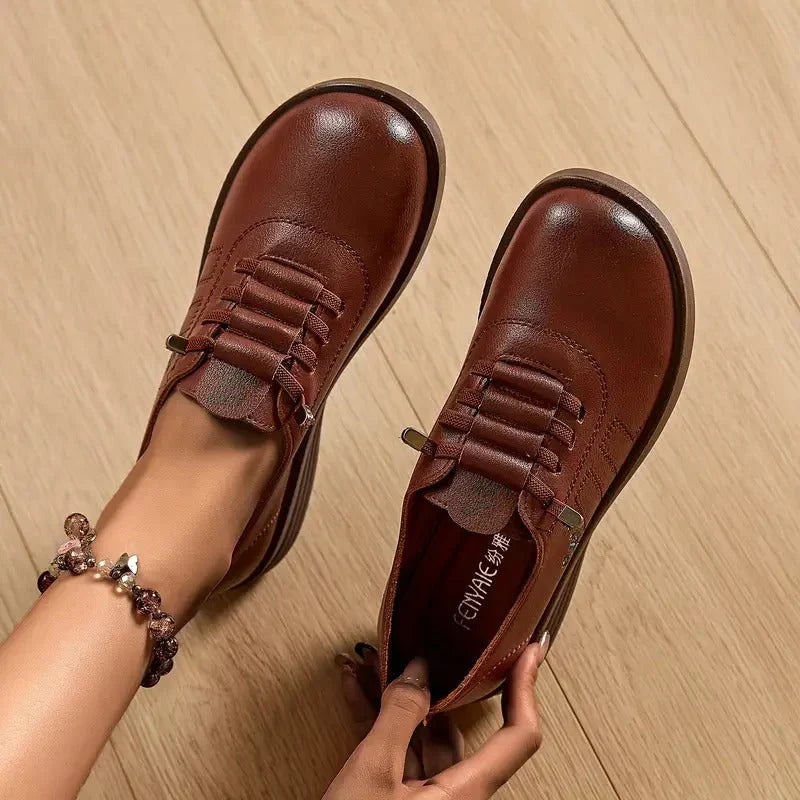 Damskie Buty Z Okrągłym Noskiem I Podeszwą Na Koturnie