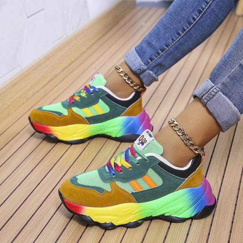 Sneakersy Damskie Sznurowane Z Paskami Po Bokach I Grubą Podeszwą