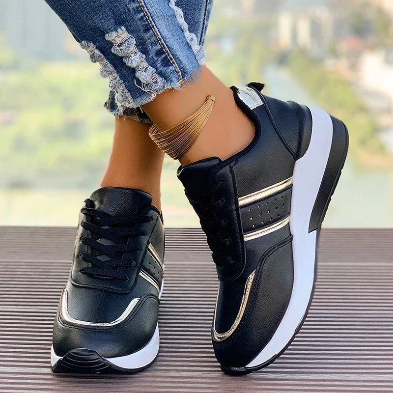 Sneakersy Damskie Sznurowane Z Perforowanymi Panelami I Grubą Podeszwą