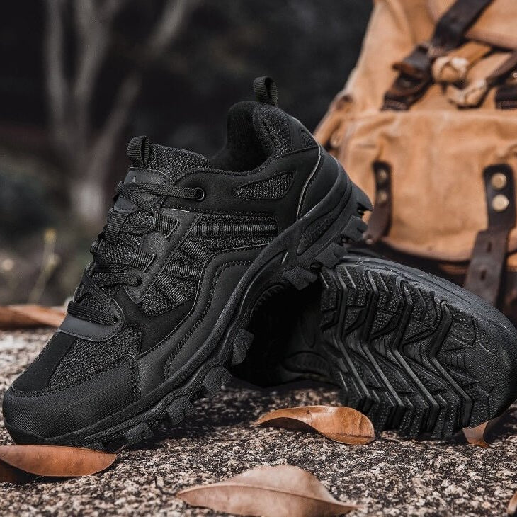 Buty Trekkingowe Damskie Sznurowane Z Zaokrąglonym Noskiem I Grubą Podeszwą