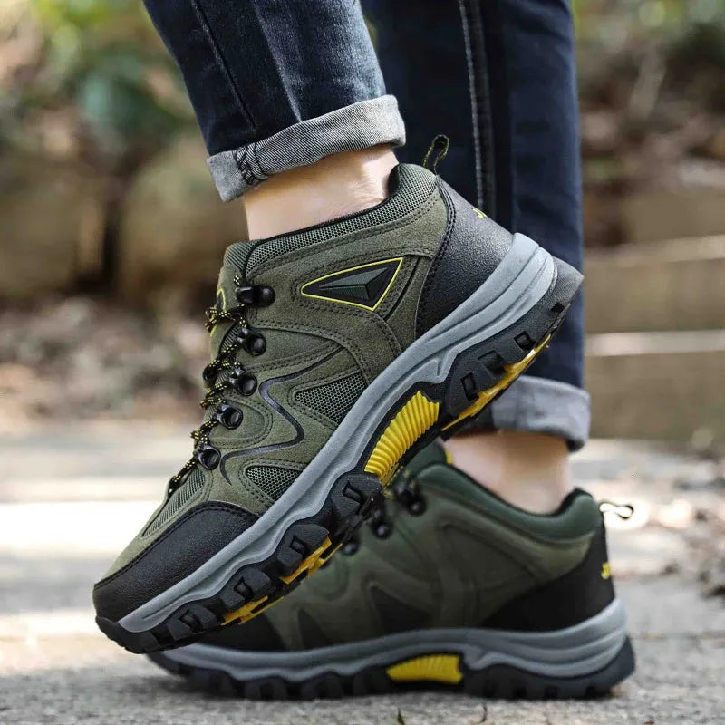 Buty Trekkingowe Męskie Sznurowane Z Zabudowaną Piętą I Grubą Podeszwą