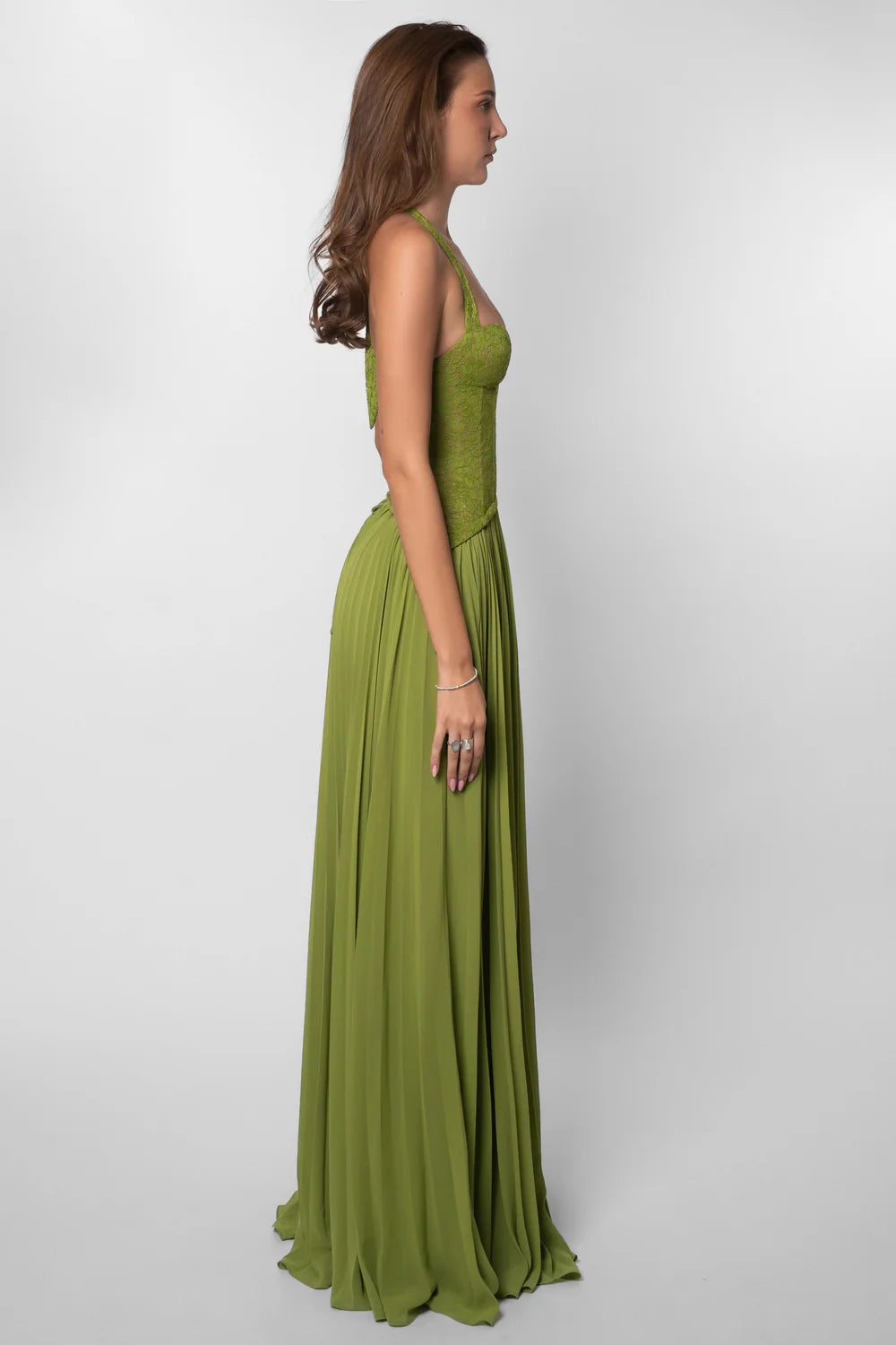 Damska Sukienka Maxi Na Wesele Z Halterowym Dekoltem I Sznurowaniem Z Tyłu