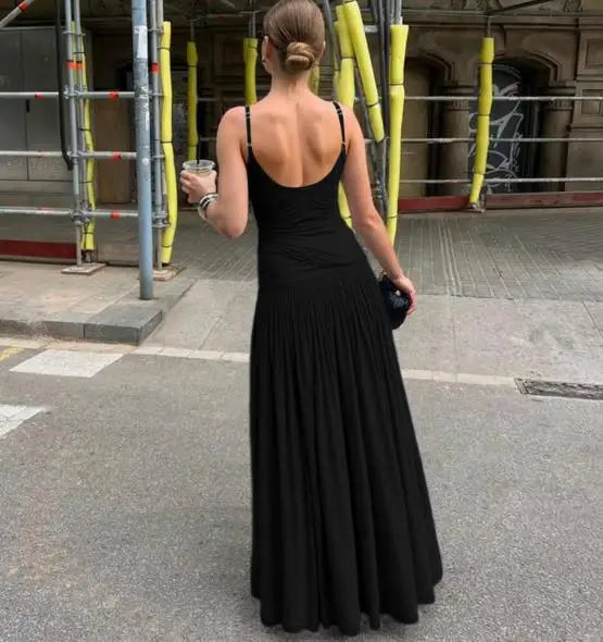 Damska Sukienka Na Wesele Z Cienkimi Ramiączkami I Spódnicą Maxi