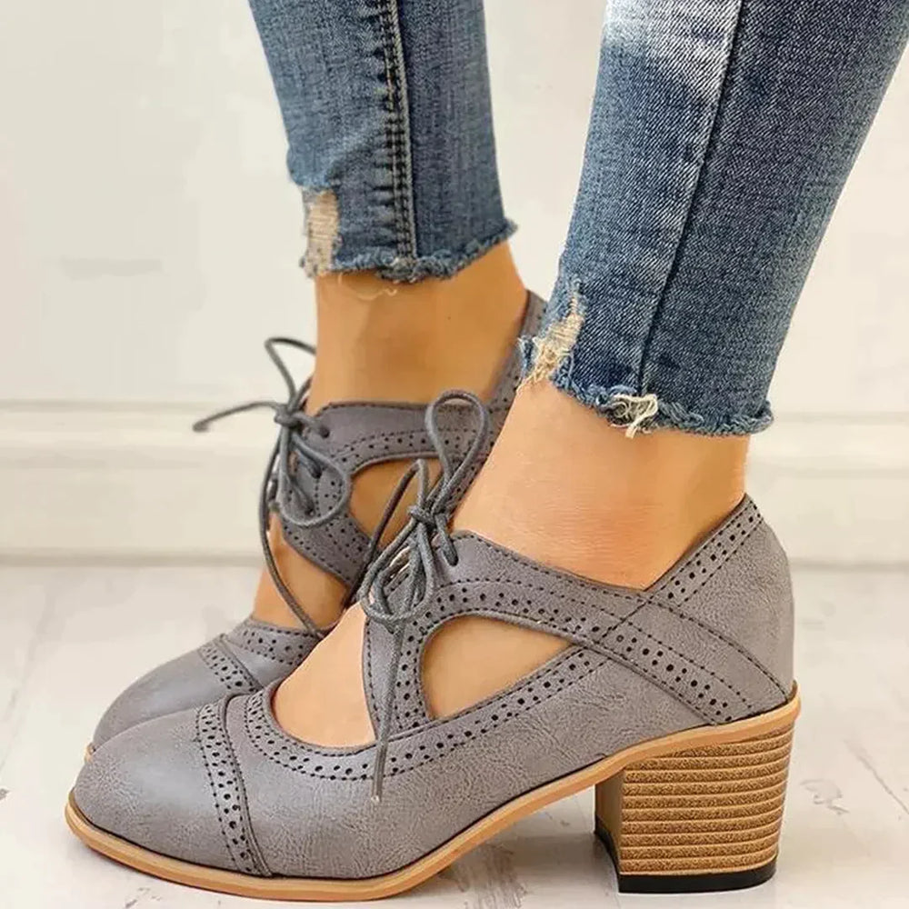 Damskie Buty Mary Jane Sznurowane Z Wycięciami I Obcasem Klockowym