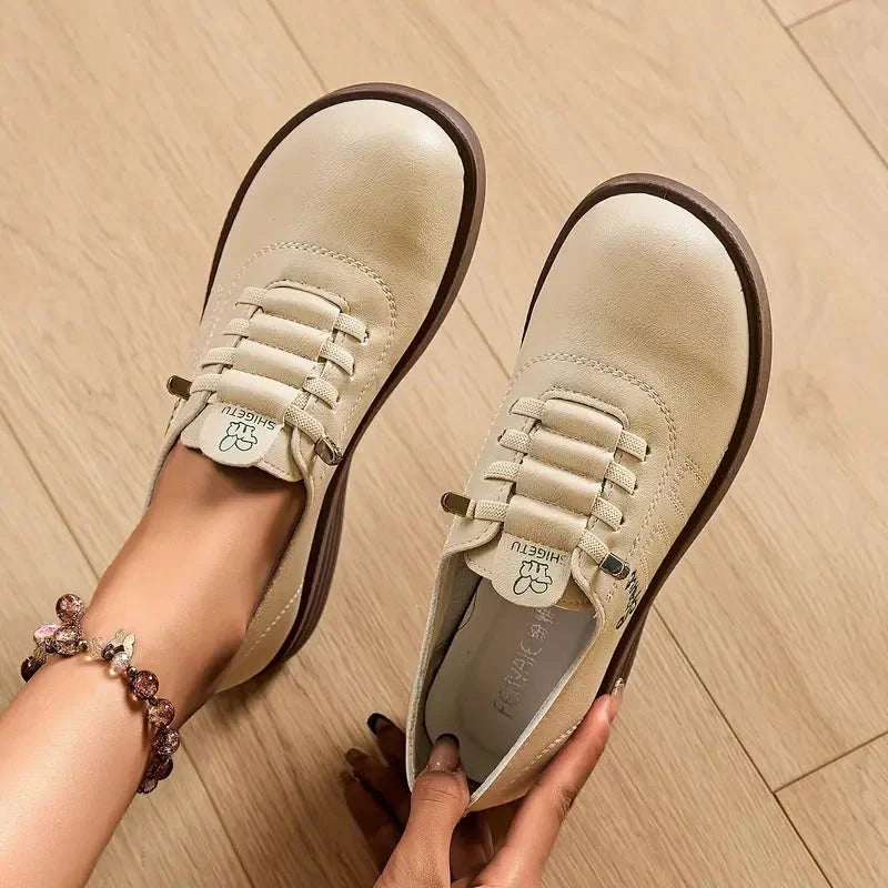 Damskie Buty Z Okrągłym Noskiem I Podeszwą Na Koturnie