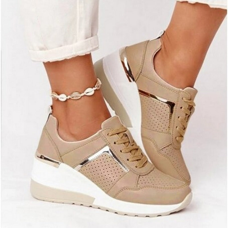 Sneakersy Damskie Na Koturnie Z Perforowanym Panelem I Sznurowaniem