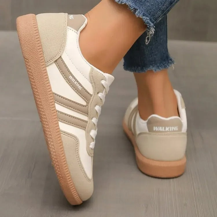 Sneakersy Damskie Niskie Sznurowane Z Zaokrąglonym Noskiem I Naszywką Na Pięcie