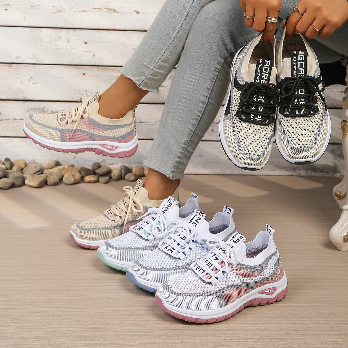 Sneakersy Damskie Sznurowane Niskie Z Okrągłym Noskiem I Żłobioną Podeszwą