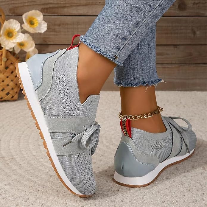 Sneakersy Damskie Wsuwane Z Zabudowanym Zapiętkiem I Pętelką Z Tyłu