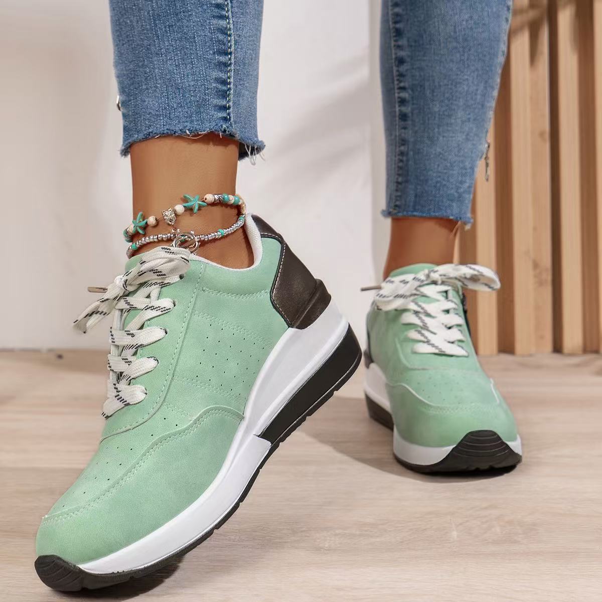 Sneakersy Damskie Z Bocznym Zamkiem I Koturnową Podeszwą