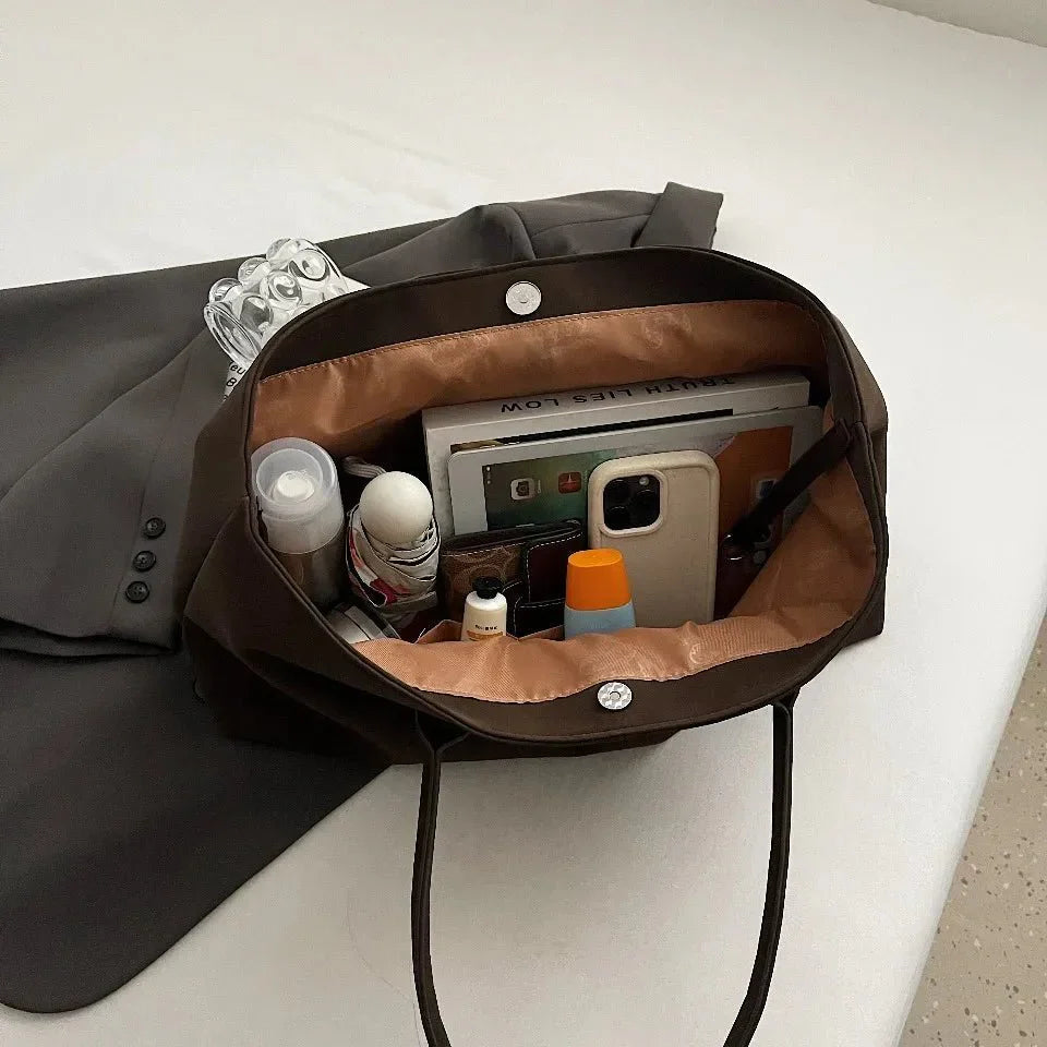 Torebka Damska z Podwójnymi Uchwytami i Górnym Zatrzaskiem