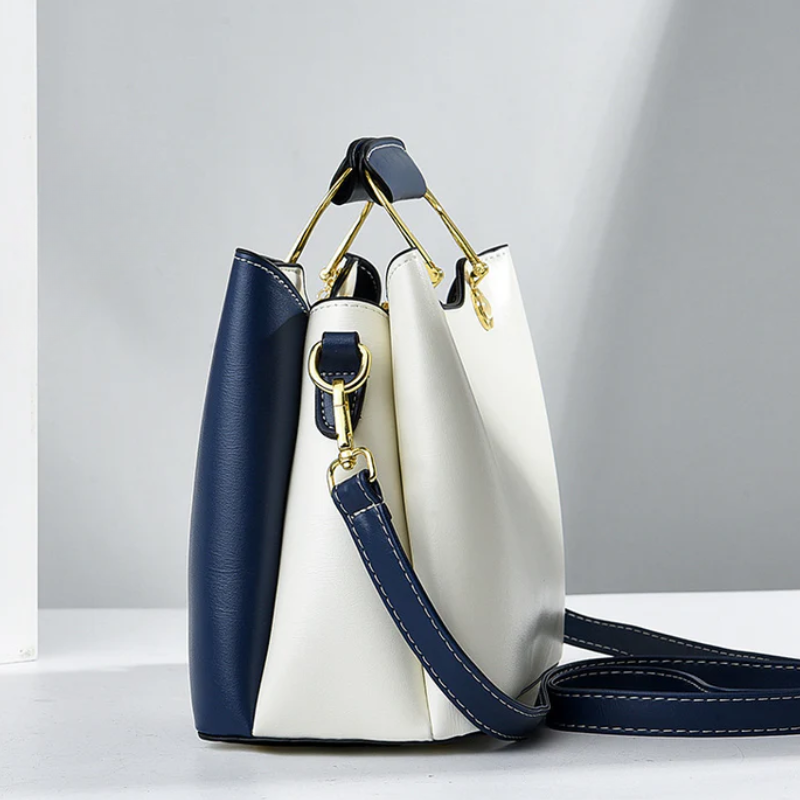 Widok z boku – panel boczny, uchwyt górny i ramiączko crossbody