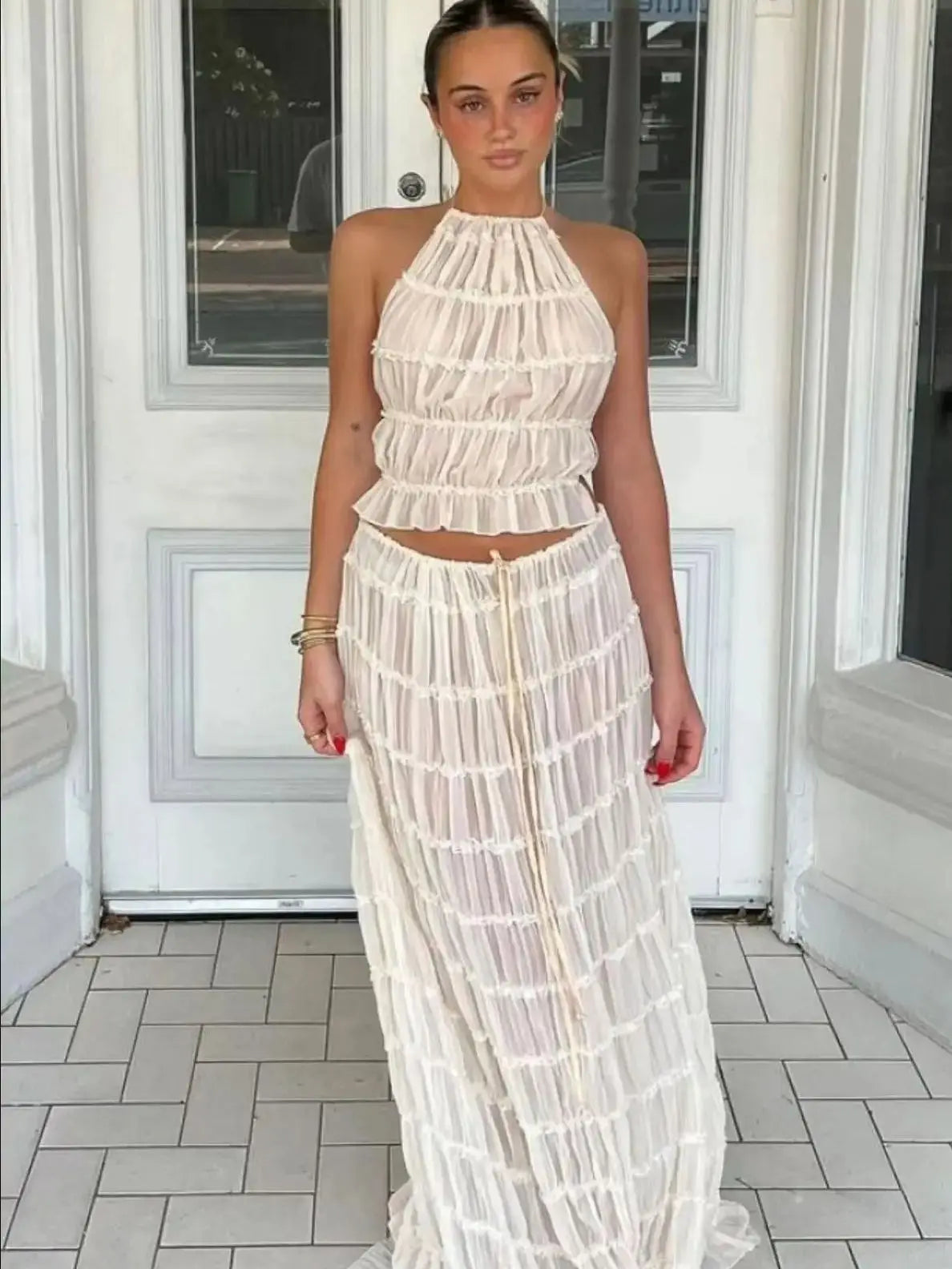 Zestaw Damski Z Topem Wiązanym Na Szyi I Długą Spódnicą